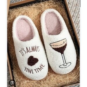 It's Always Tini Time Slippers –‎ White – Size 41-42 – Great Condition